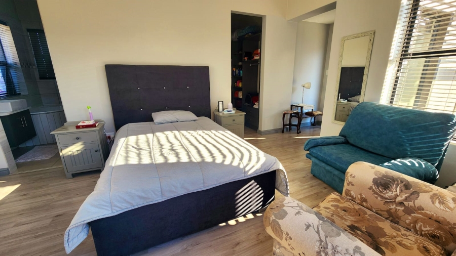 3 Bedroom Property for Sale in Blue Mountain Village Western Cape